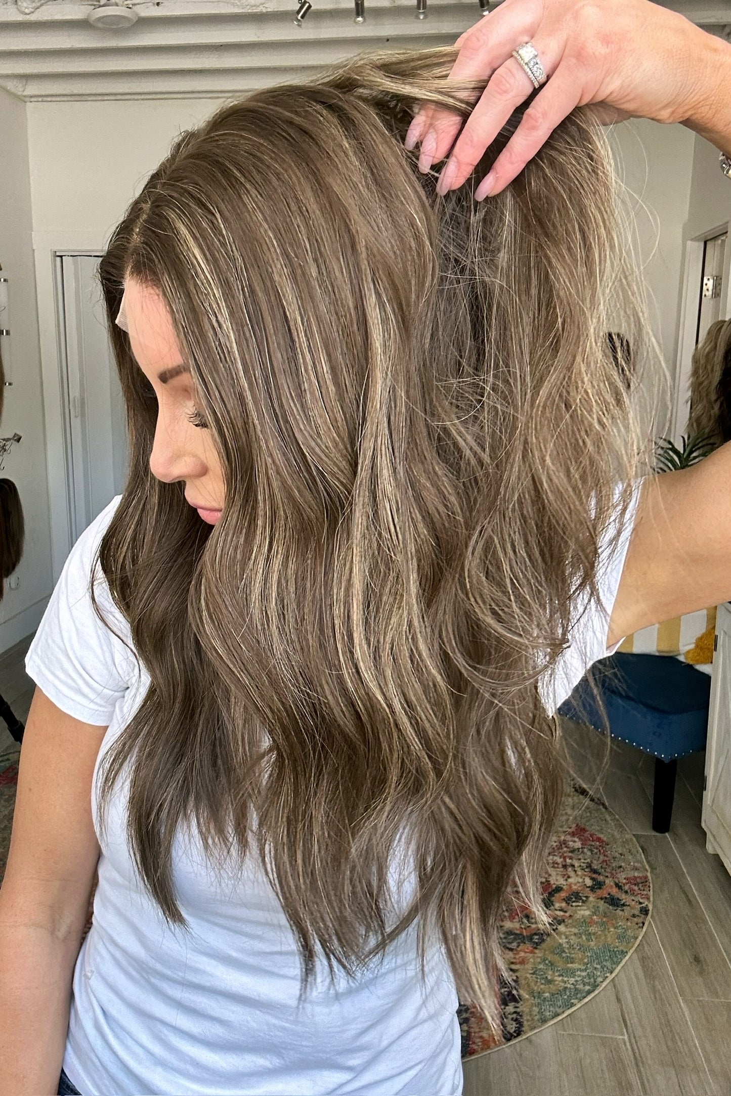"Mila" (M) 22"