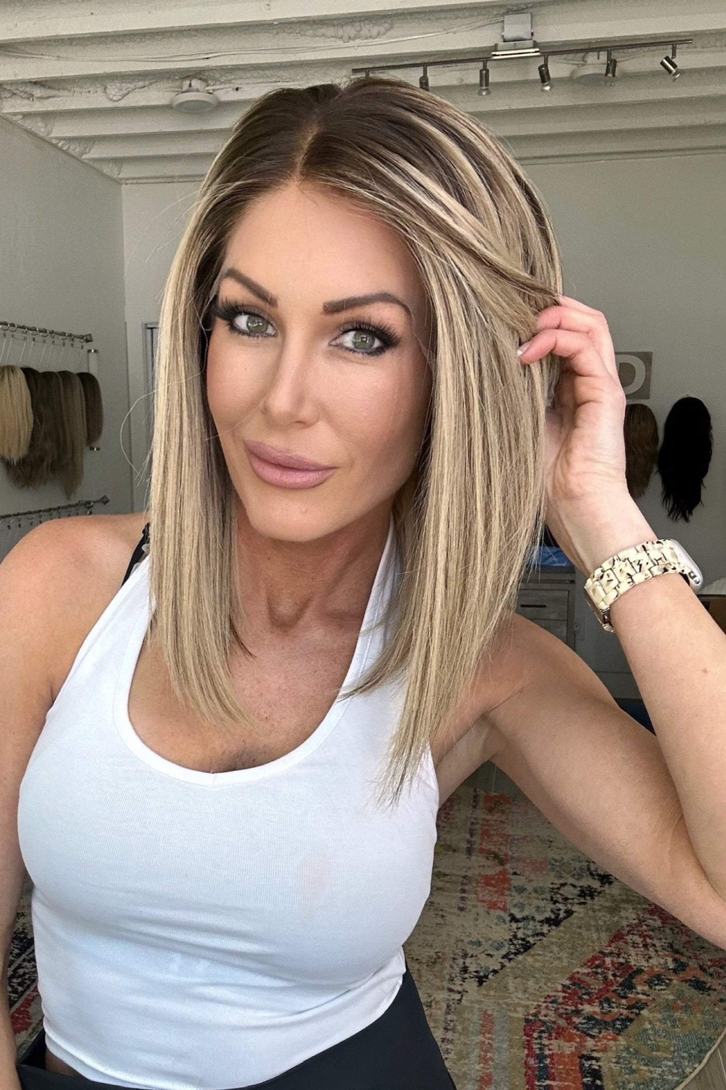 “Layla" (M) 16"