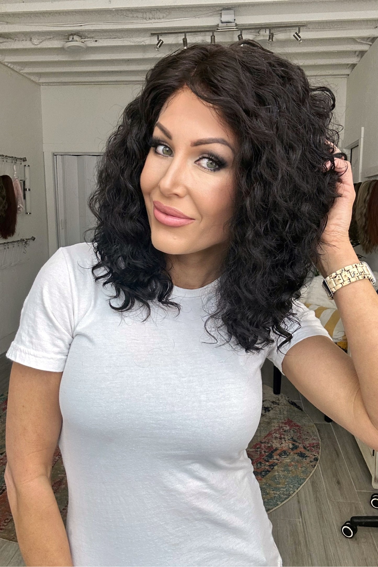 "Curly Sue" (S) 18"