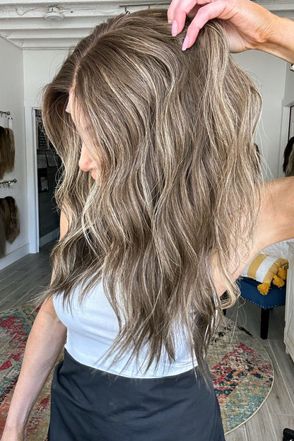 "Noelle" (M) 22"