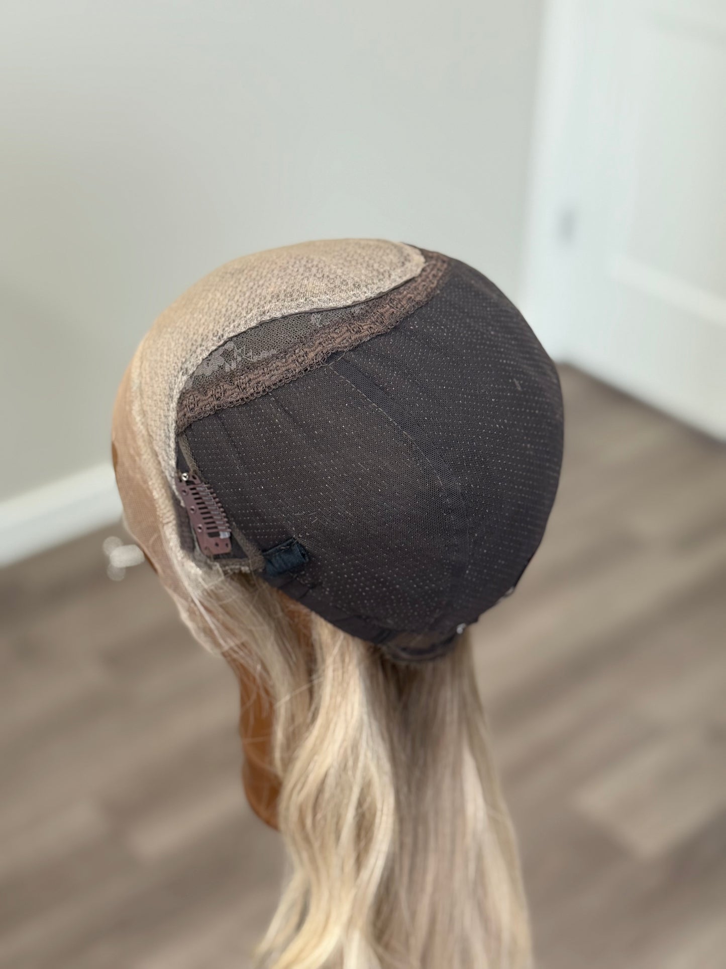 "Jess" (S) 24" Fully Hand Tied