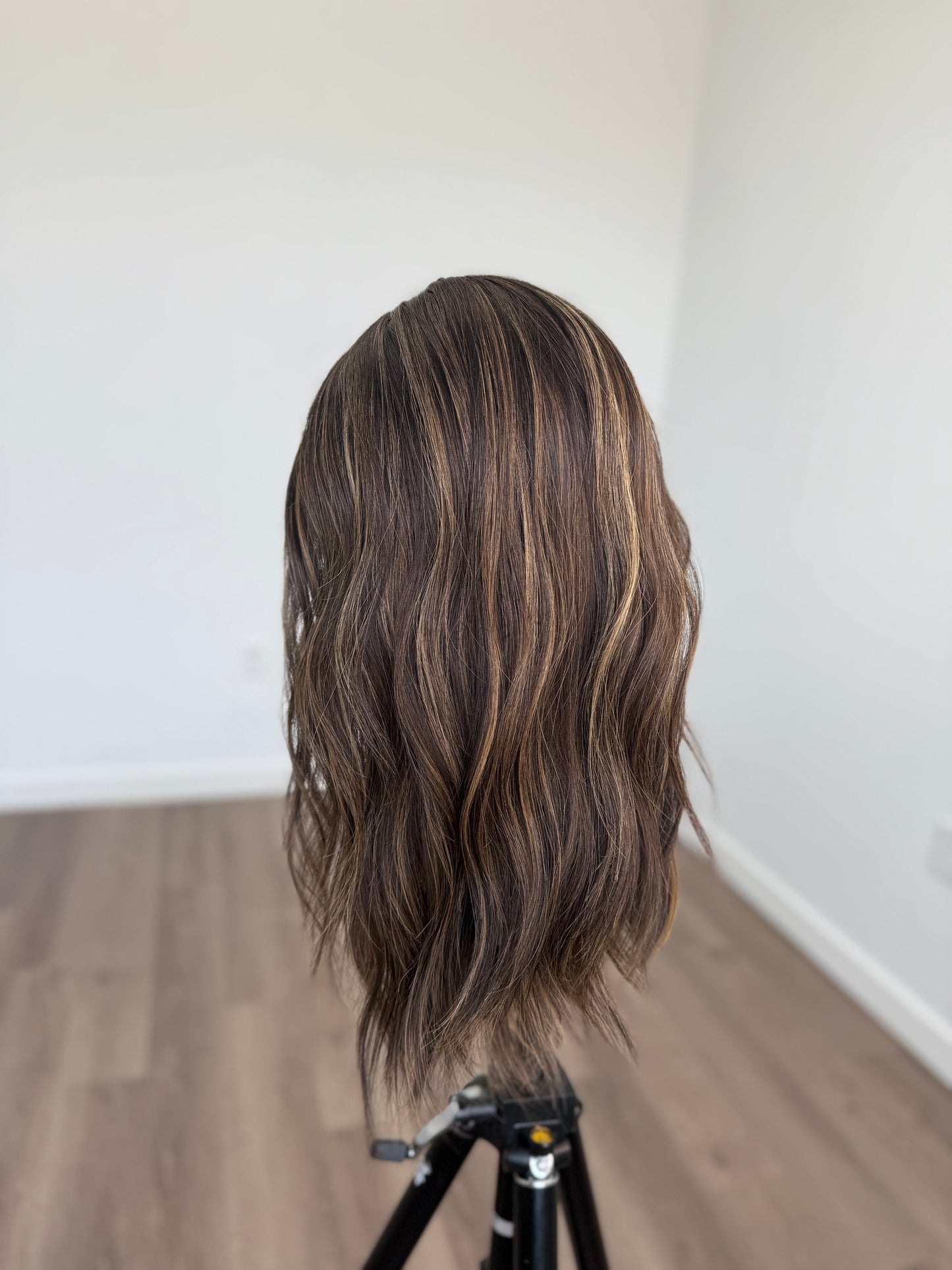 "Karrie" (M) 20"
