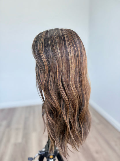 "Karrie" (M) 20"