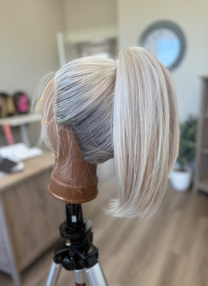 “Sherry" (M) 24" PONYTAIL