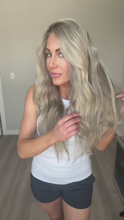 "Nicole" (S) 27"