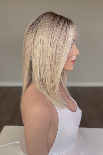 “Lisa" (M) 15"